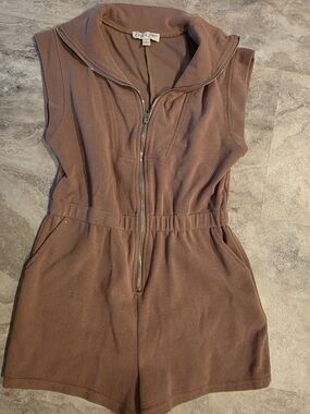 She + Sky Mauve Brown Sleeveless Zip-Front Romper
